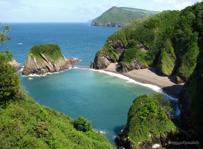 broadsands beach tide in walk cranleigh house bnb